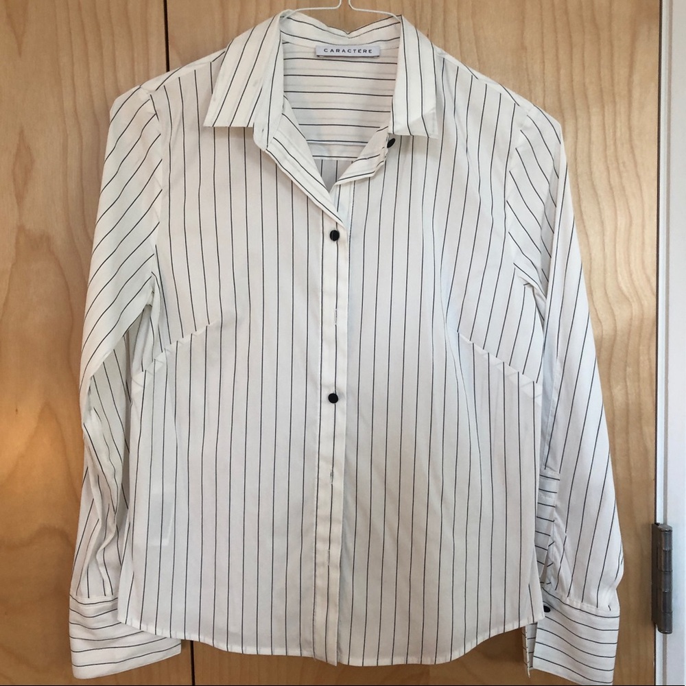 Caractère button down shirt white striped Size M
